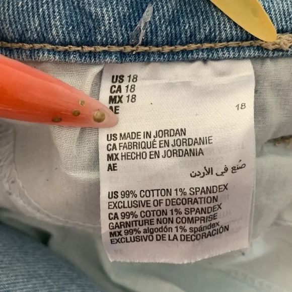 Style & Co. Straight Crop Distressed Jeans - Picture 4 of 4